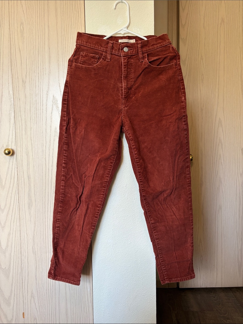 Women's Levi High-Rise Corduroy Jeans in Rust